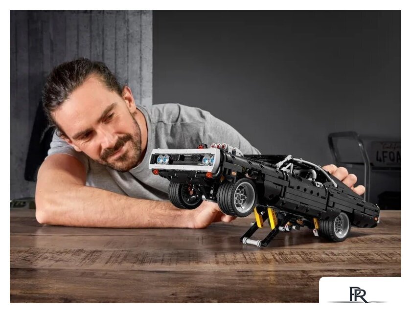 Конструктор LEGO Technic 42111 Dodge Charger Доминика Торетто - Изображение №12 — Интернет-магазин ПроЗаказ