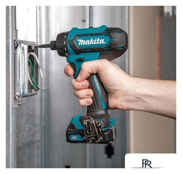 Винтоверт Makita DF033DWAE (с 2-мя АКБ, кейс) - Изображение №2 — Интернет-магазин ПроЗаказ