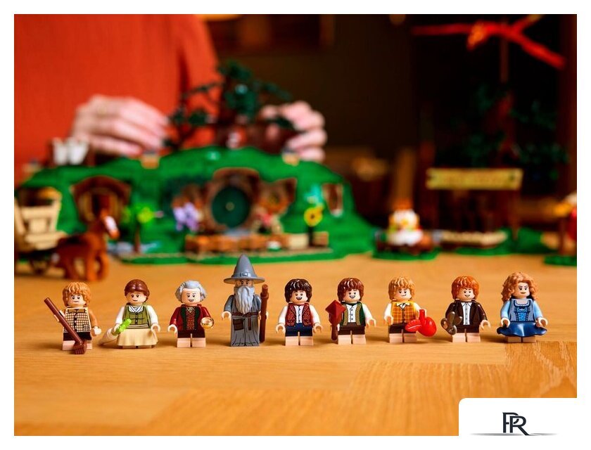 Конструктор LEGO Icons 10354 Властелин колец: Шир - Изображение №11 — Интернет-магазин ПроЗаказ