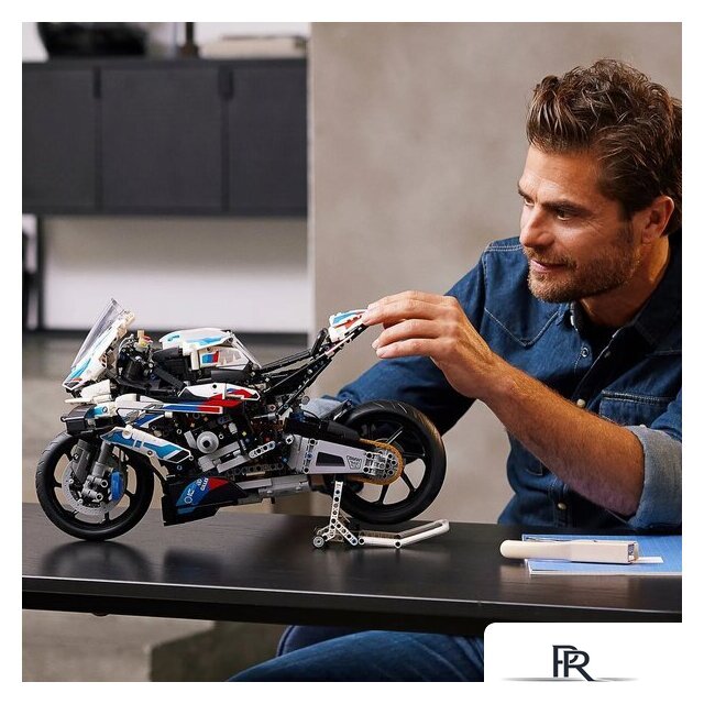 Конструктор LEGO Technic 42130 BMW M 1000 RR - Изображение №5 — Интернет-магазин ПроЗаказ