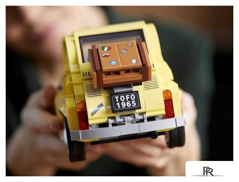 Конструктор LEGO Creator 10271 Fiat 500 - Изображение №17 — Интернет-магазин ПроЗаказ