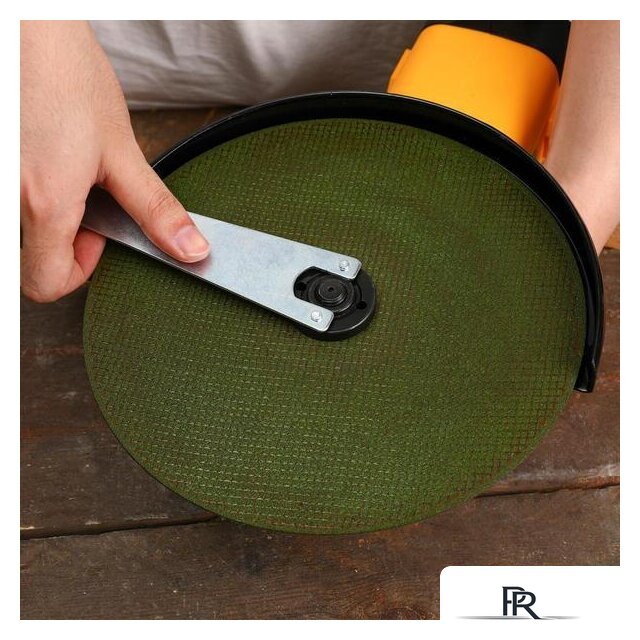 Угловая шлифмашина Deko DKAG2450-230 - Изображение №7 — Интернет-магазин ПроЗаказ