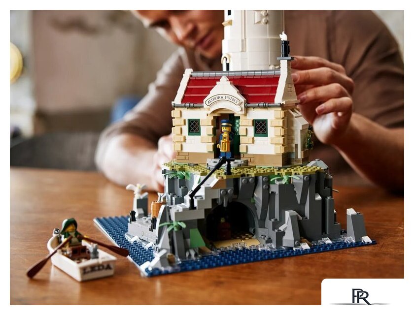 Конструктор LEGO Ideas 21335 Моторизованный маяк - Изображение №3 — Интернет-магазин ПроЗаказ