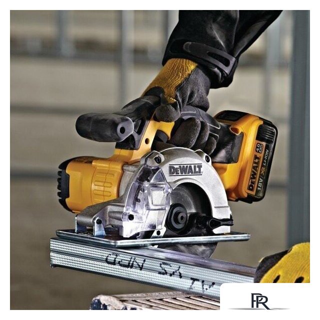 Дисковая (циркулярная) пила DeWalt DCS373N-XJ (без АКБ) - Изображение №3 — Интернет-магазин ПроЗаказ