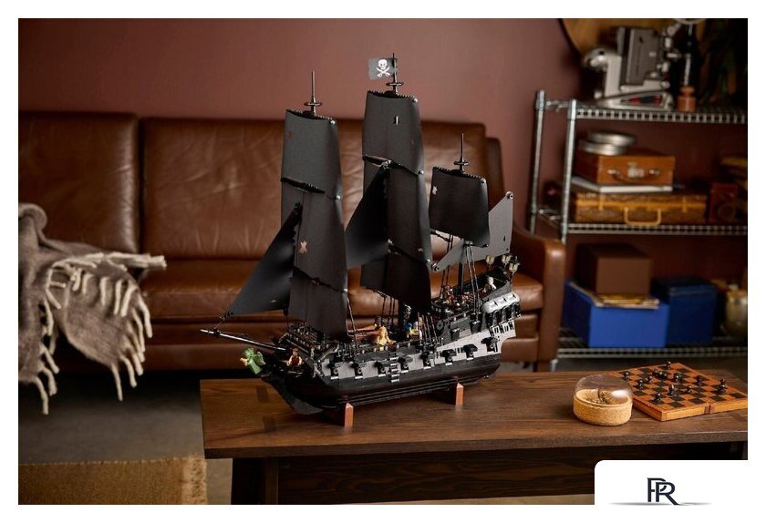 Конструктор LEGO Icons 10365 Пираты Карибского моря: Черная жемчужина - Изображение №20 — Интернет-магазин ПроЗаказ