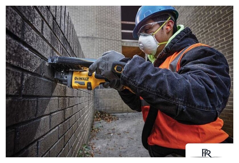 Угловая шлифмашина DeWalt DCG418N (без АКБ) - Изображение №3 — Интернет-магазин ПроЗаказ