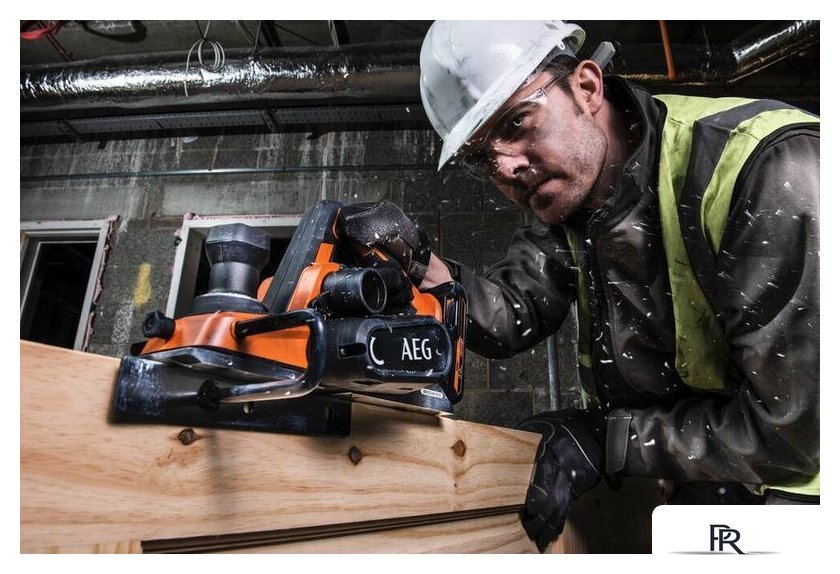 Рубанок AEG Powertools BHO18BL-0 4935464988 (без АКБ) - Изображение №4 — Интернет-магазин ПроЗаказ
