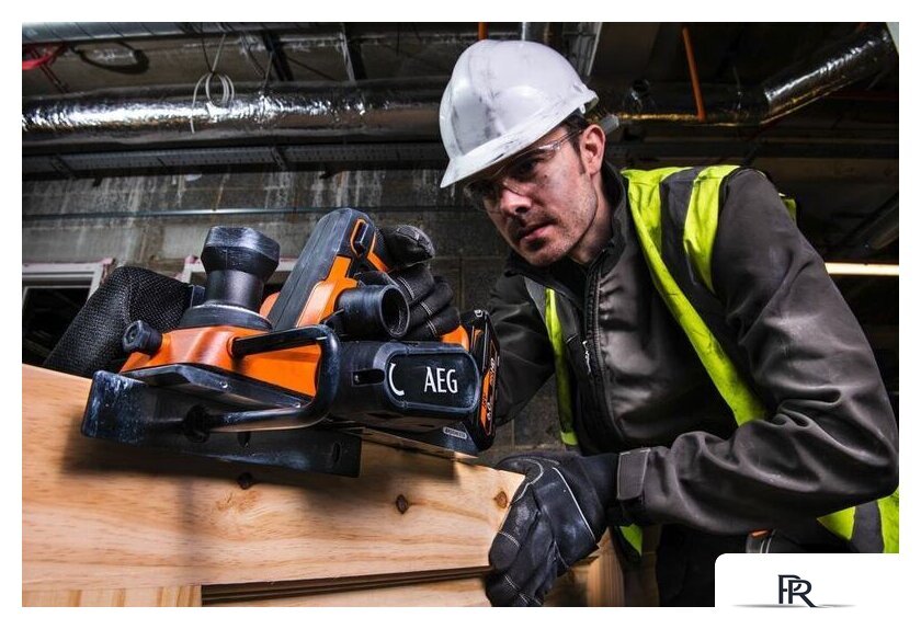 Рубанок AEG Powertools BHO18BL-0 4935464988 (без АКБ) - Изображение №3 — Интернет-магазин ПроЗаказ