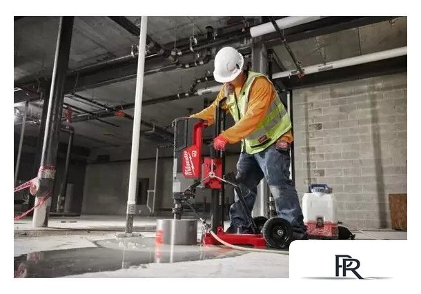 Дрель алмазного сверления Milwaukee DCD350 KIT-122 4933493143 - Изображение №3 — Интернет-магазин ПроЗаказ