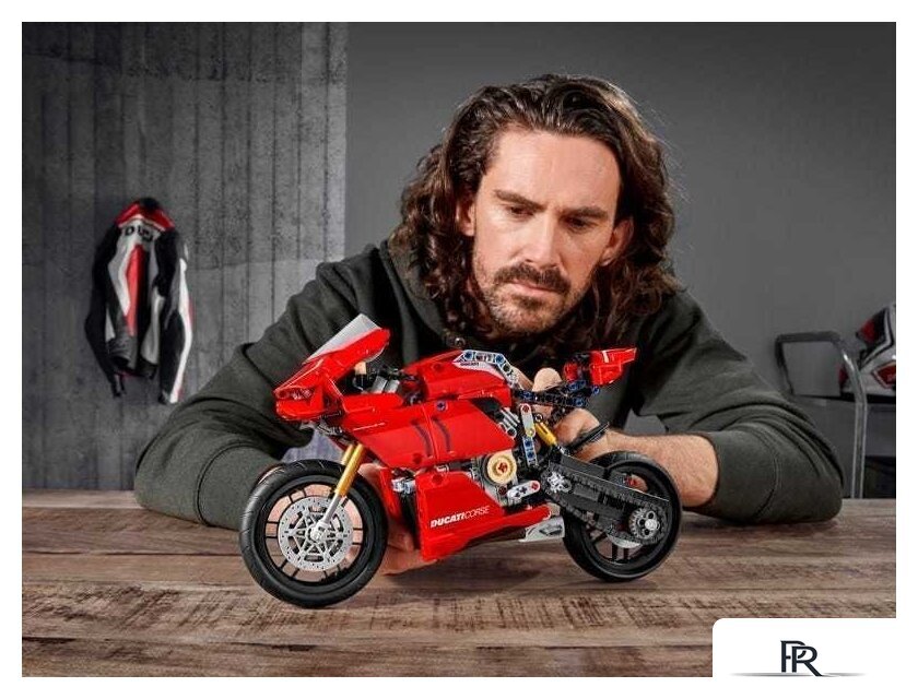 Конструктор LEGO Technic 42107 Ducati Panigale V4 R - Изображение №15 — Интернет-магазин ПроЗаказ