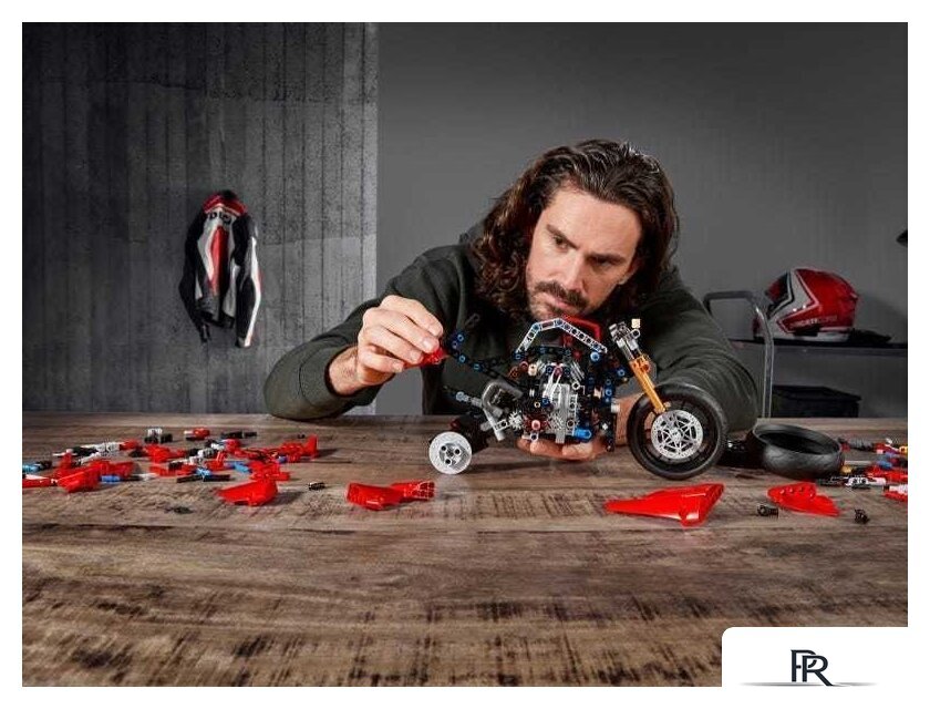 Конструктор LEGO Technic 42107 Ducati Panigale V4 R - Изображение №8 — Интернет-магазин ПроЗаказ