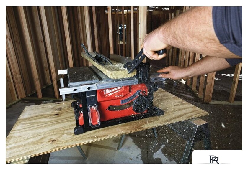 Распиловочный (циркулярный) станок Milwaukee M18 FTS210-121B FUEL One-Key 4933464225 (с 1-им АКБ) - Изображение №7 — Интернет-магазин ПроЗаказ