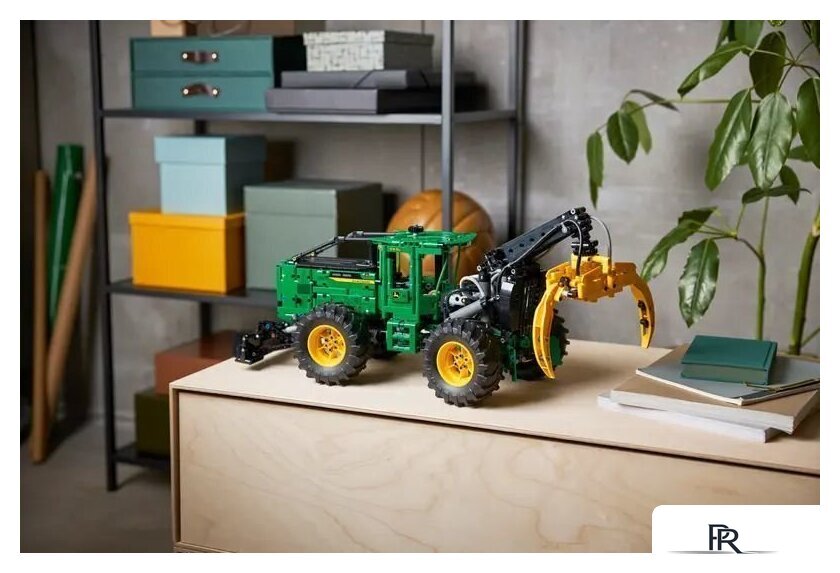 Конструктор LEGO Technic 42157 Скиддер John Deere 948L-II - Изображение №8 — Интернет-магазин ПроЗаказ