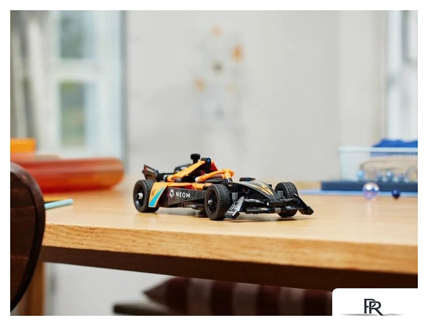 Конструктор LEGO Technic 42169 NEOM McLaren Formula E Race Car - Изображение №9 — Интернет-магазин ПроЗаказ
