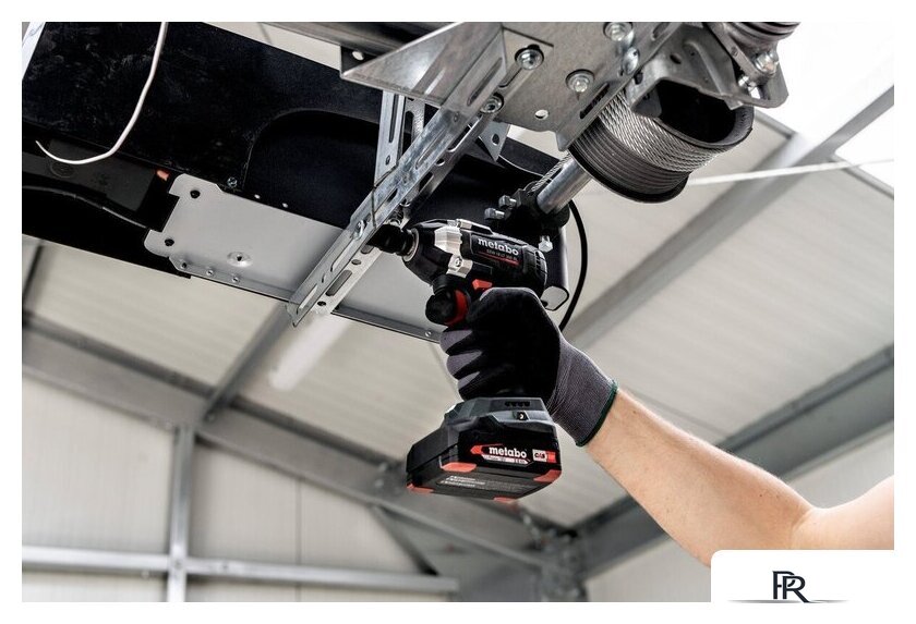 Гайковерт Metabo SSW 18 LT 300 BL 602398840 (без АКБ, кейс) - Изображение №4 — Интернет-магазин ПроЗаказ