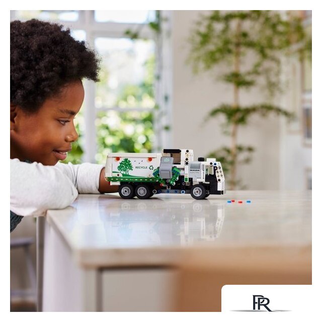 Конструктор LEGO Technic 42167 Электрический мусоровоз Mack LR - Изображение №9 — Интернет-магазин ПроЗаказ