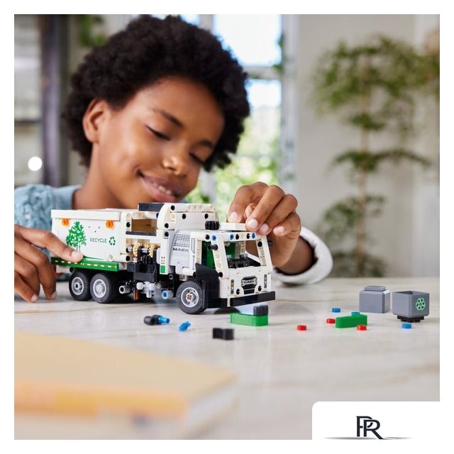 Конструктор LEGO Technic 42167 Электрический мусоровоз Mack LR - Изображение №8 — Интернет-магазин ПроЗаказ