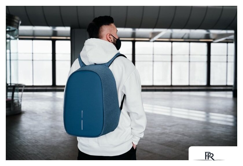 Городской рюкзак XD Design Bobby Hero Regular (голубой) - Изображение №24 — Интернет-магазин ПроЗаказ