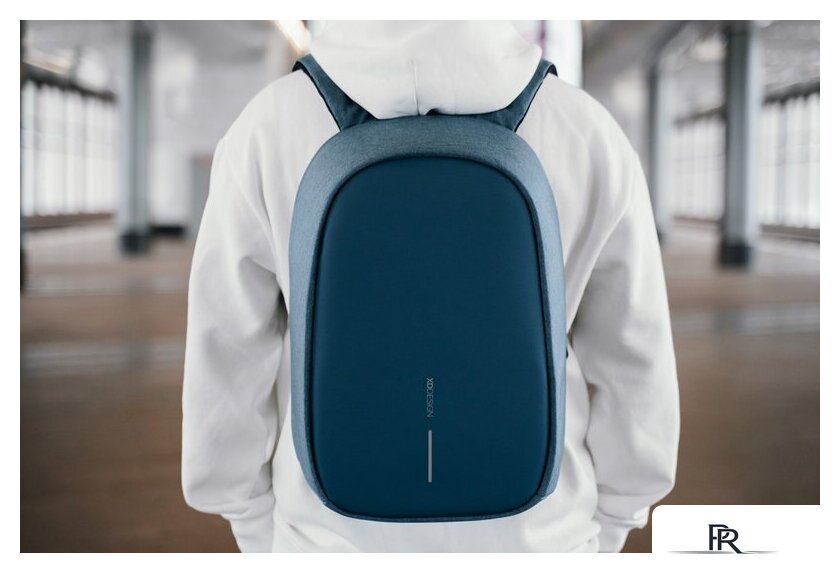 Городской рюкзак XD Design Bobby Hero Regular (голубой) - Изображение №28 — Интернет-магазин ПроЗаказ