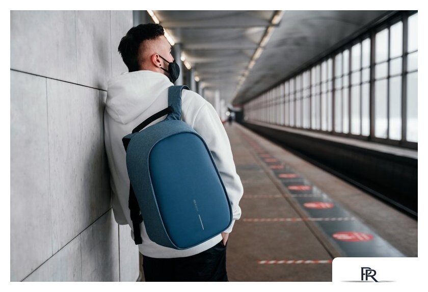 Городской рюкзак XD Design Bobby Hero Regular (голубой) - Изображение №20 — Интернет-магазин ПроЗаказ
