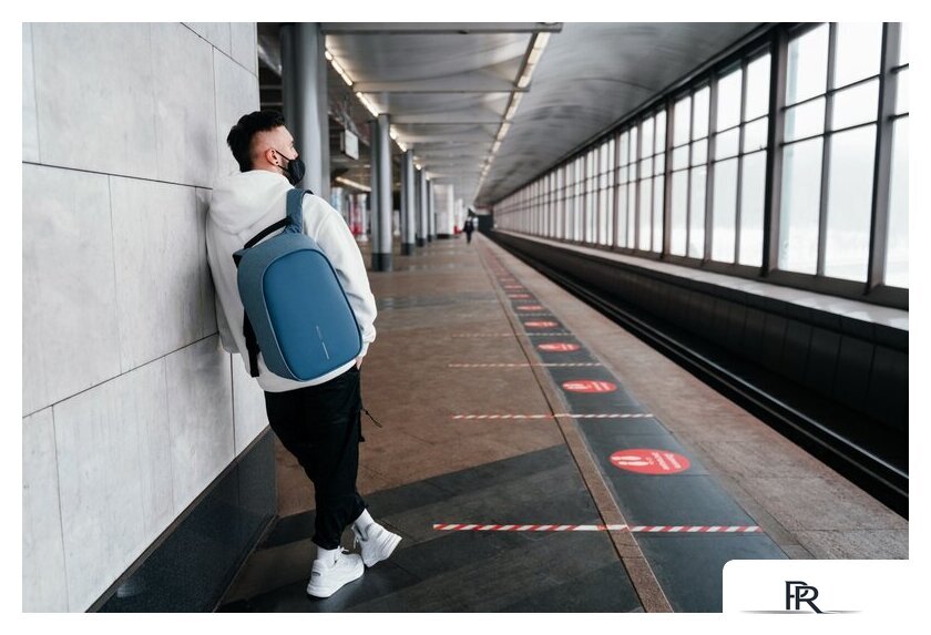 Городской рюкзак XD Design Bobby Hero Regular (голубой) - Изображение №21 — Интернет-магазин ПроЗаказ