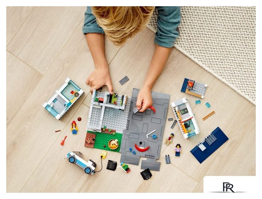Конструктор LEGO City 60291 Семейный дом - Изображение №11 — Интернет-магазин ПроЗаказ