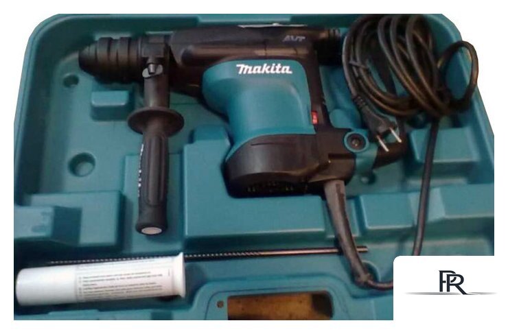Перфоратор Makita HR3210C - Изображение №3 — Интернет-магазин ПроЗаказ
