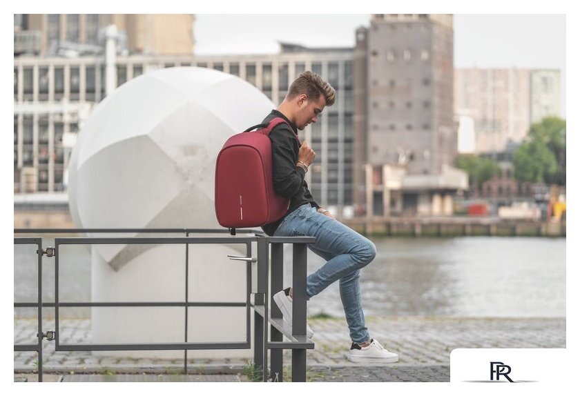 Городской рюкзак XD Design Bobby Hero Regular (красный) - Изображение №43 — Интернет-магазин ПроЗаказ