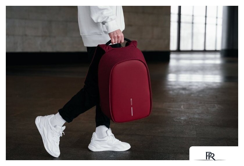 Городской рюкзак XD Design Bobby Hero Regular (красный) - Изображение №38 — Интернет-магазин ПроЗаказ