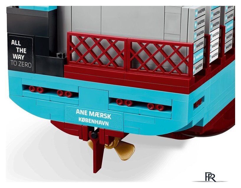 Конструктор LEGO 40955 Контейнеровоз Maersk с двухтопливным двигателем - Изображение №6 — Интернет-магазин ПроЗаказ