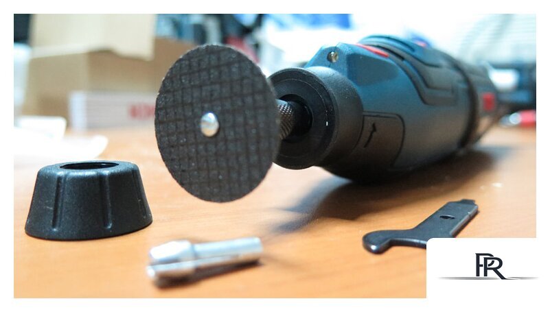 Гравер Bosch GRO 12V-35 Professional 06019C5001 (с 2-мя АКБ) - Изображение №2 — Интернет-магазин ПроЗаказ