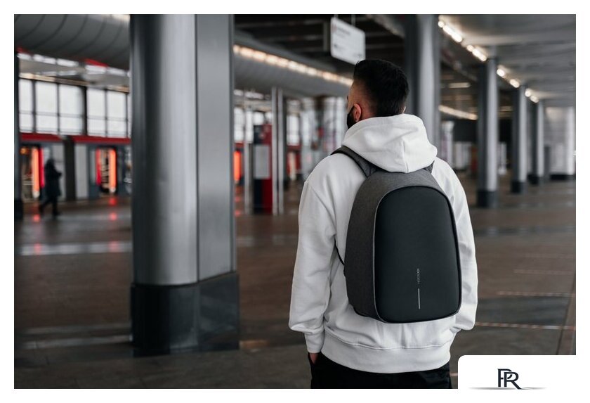 Городской рюкзак XD Design Bobby Hero Regular (серый) - Изображение №31 — Интернет-магазин ПроЗаказ