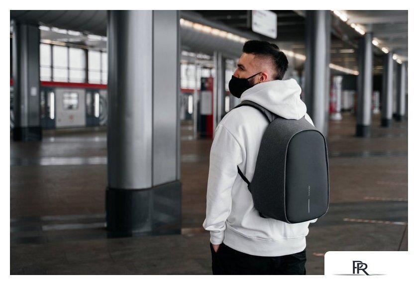 Городской рюкзак XD Design Bobby Hero Regular (серый) - Изображение №32 — Интернет-магазин ПроЗаказ