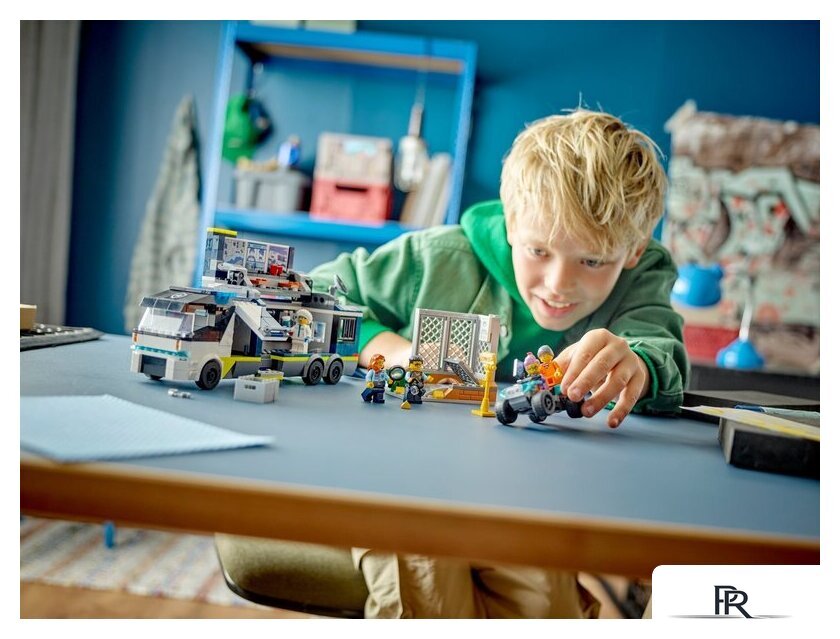 Конструктор LEGO City 60418 Полицейский мобильный грузовик для криминальной лаборатории - Изображение №7 — Интернет-магазин ПроЗаказ