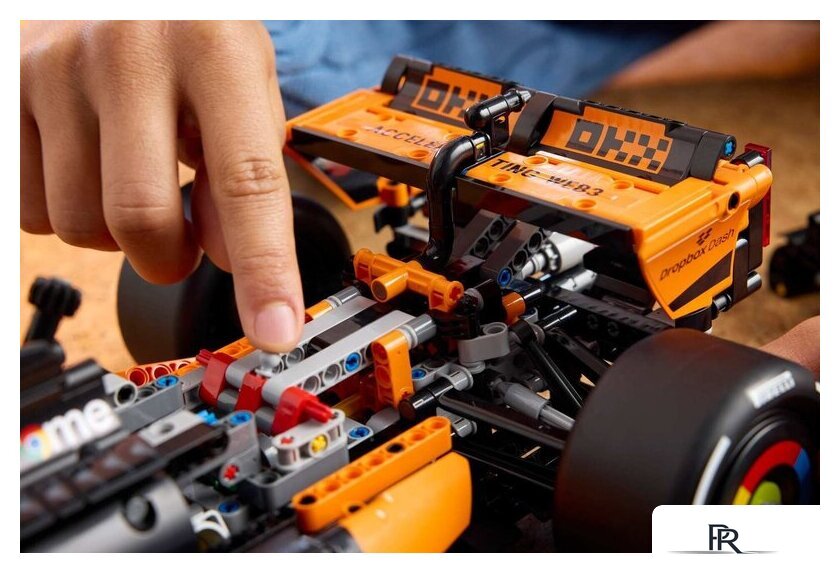 Конструктор LEGO Technic 42228 McLaren MCL39 F1 Car - Изображение №13 — Интернет-магазин ПроЗаказ