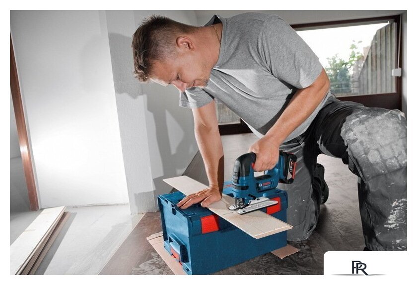 Электролобзик Bosch GST 18 V-LI B Professional 06015A6100 (без АКБ) - Изображение №2 — Интернет-магазин ПроЗаказ