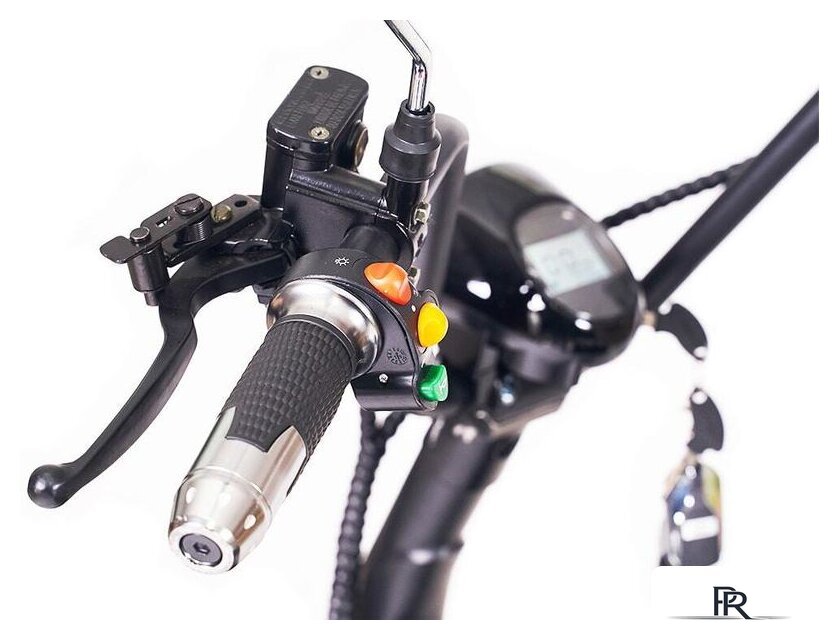 Электроскутер Yakama АР-Н0006B (красный) - Изображение №3 — Интернет-магазин ПроЗаказ