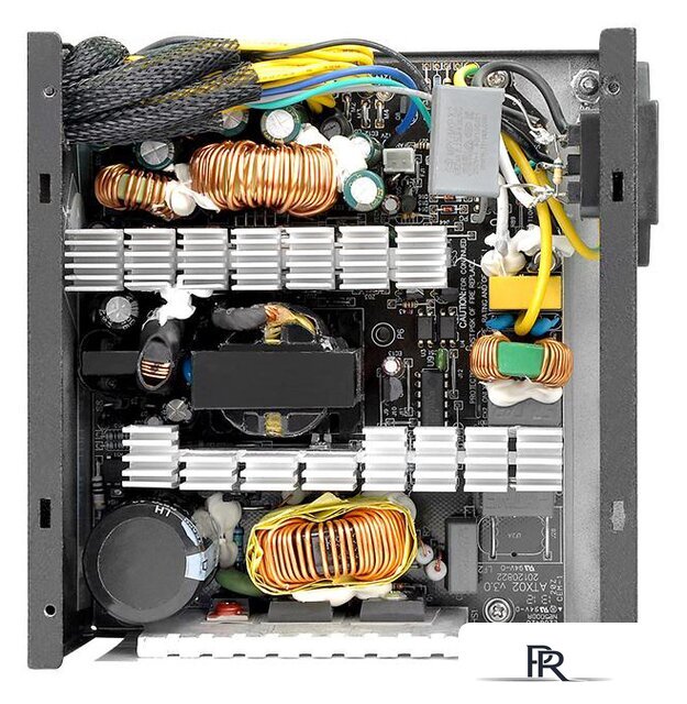 Блок питания Thermaltake TR2 S 700W [TRS-0700P-2] - Изображение №5 — Интернет-магазин ПроЗаказ