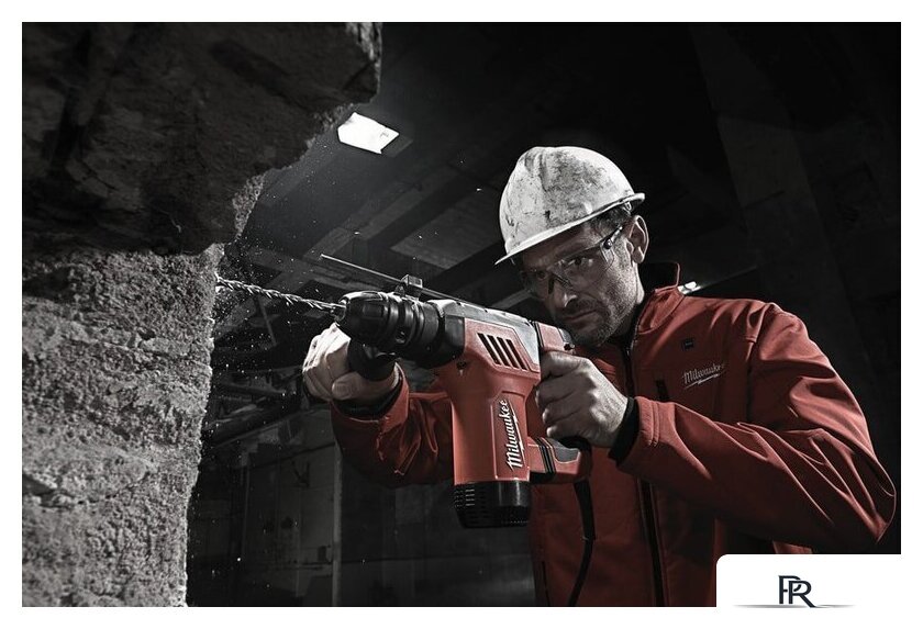 Перфоратор Milwaukee PLH 28 E 4933446790 - Изображение №3 — Интернет-магазин ПроЗаказ