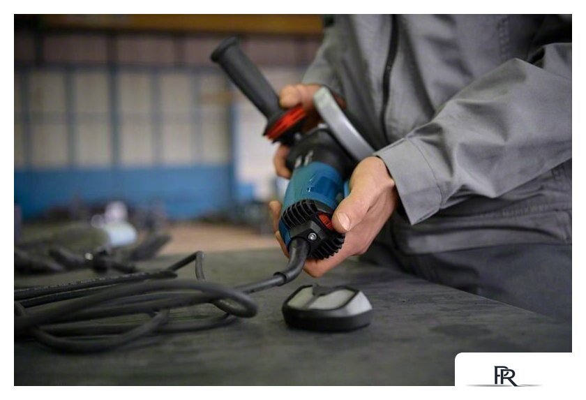 Угловая шлифмашина Bosch GWS 17-125 S Professional 06017D0300 - Изображение №10 — Интернет-магазин ПроЗаказ
