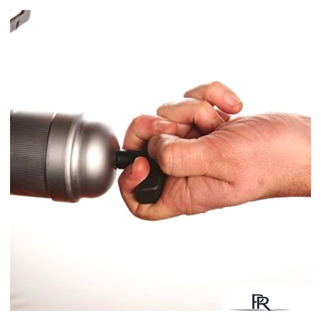 Шприц для смазки Milwaukee M18 GG-0 4933440493 (без АКБ) - Изображение №4 — Интернет-магазин ПроЗаказ