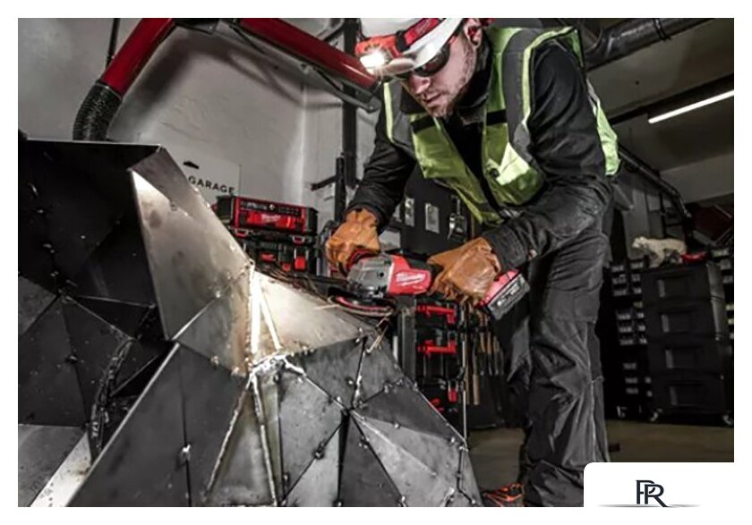 Угловая шлифмашина Milwaukee M18 ONEFSAG 125XPDB-502X Fuel 4933478435 (с 2-мя АКБ) - Изображение №6 — Интернет-магазин ПроЗаказ