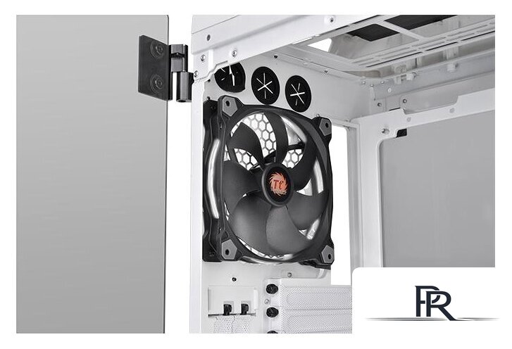 Корпус Thermaltake View 71 Tempered Glass Snow Edition - Изображение №7 — Интернет-магазин ПроЗаказ