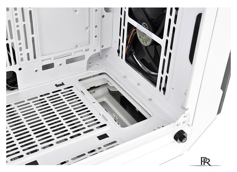 Корпус Thermaltake View 71 Tempered Glass Snow Edition - Изображение №28 — Интернет-магазин ПроЗаказ
