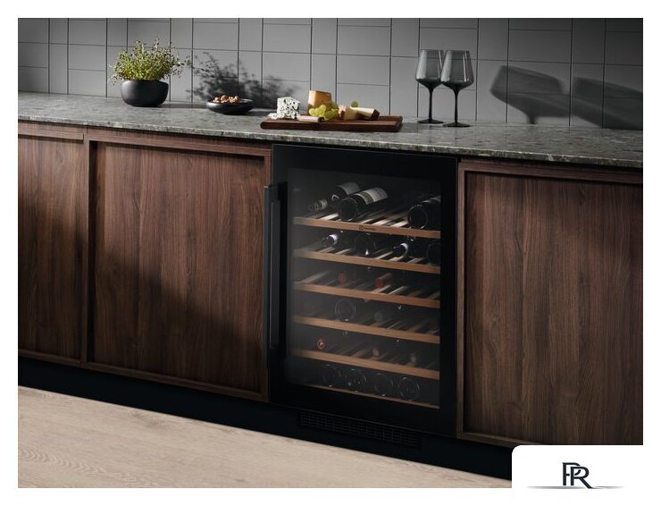 Винный шкаф Electrolux EWUS052B5B - Изображение №7 — Интернет-магазин ПроЗаказ