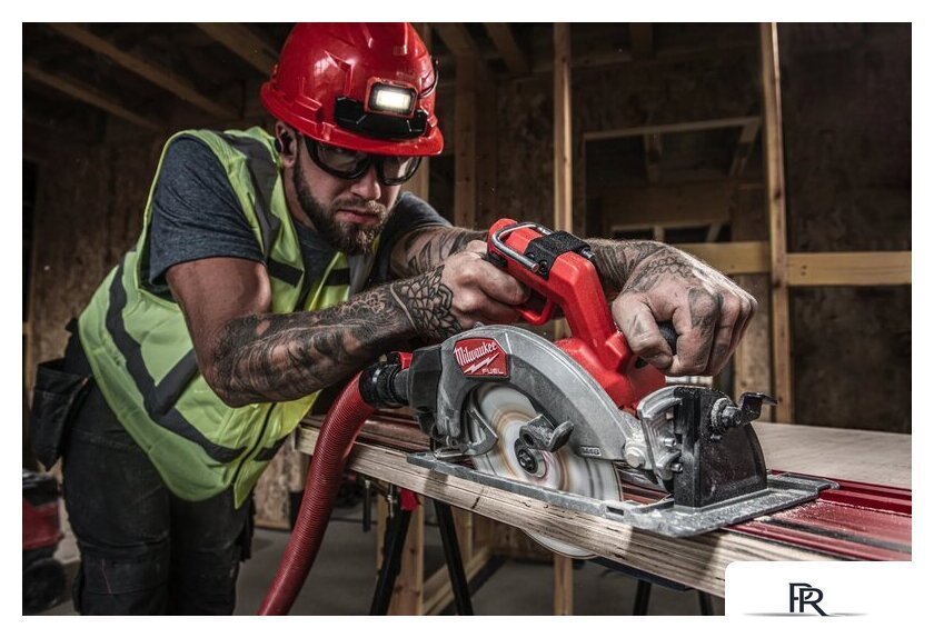 Дисковая (циркулярная) пила Milwaukee M18FCS66GR3-0 4933493491 (без АКБ) - Изображение №3 — Интернет-магазин ПроЗаказ