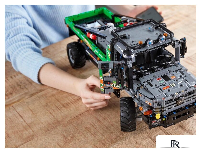 Конструктор LEGO Technic 42129 Полноприводный грузовик Mercedes-Benz Zetros - Изображение №16 — Интернет-магазин ПроЗаказ