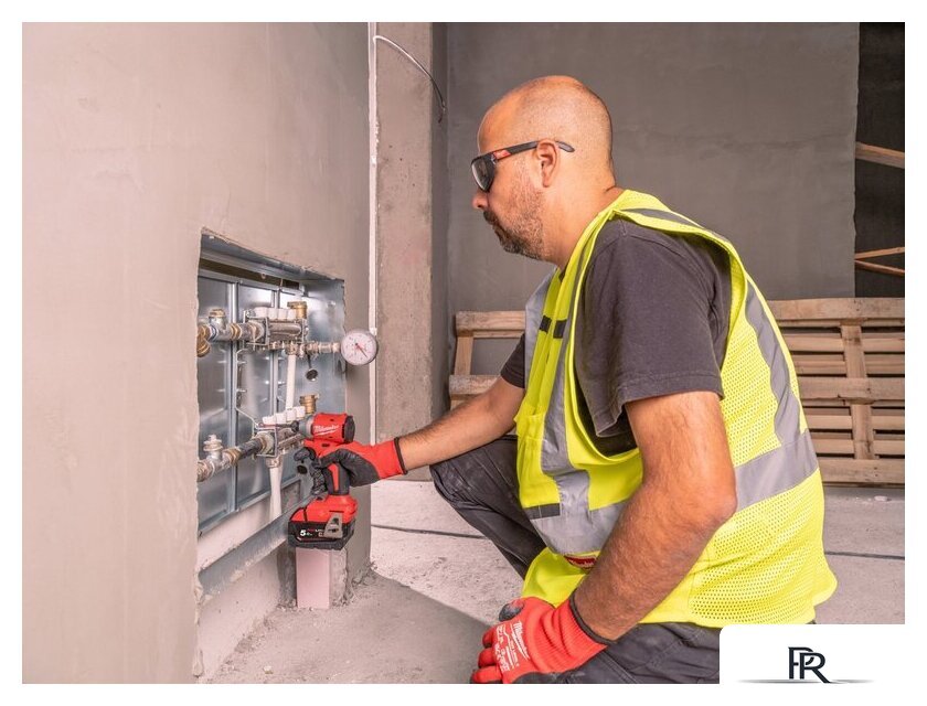 Винтоверт Milwaukee M18 BLIDRCMC-402C 4933499457 (с 2-мя АКБ, кейс) - Изображение №7 — Интернет-магазин ПроЗаказ