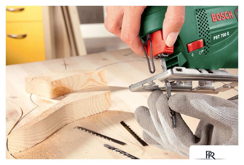 Электролобзик Bosch PST 700 E (06033A0020) - Изображение №6 — Интернет-магазин ПроЗаказ