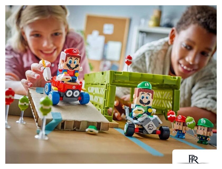 Конструктор LEGO Mario Kart – Малыш Марио против Малыша Луиджи 72034 - Изображение №10 — Интернет-магазин ПроЗаказ